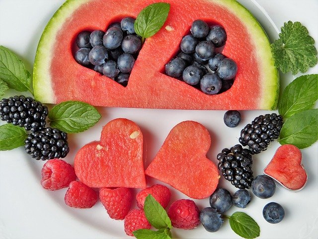 role of fruits - diet for glowing skin