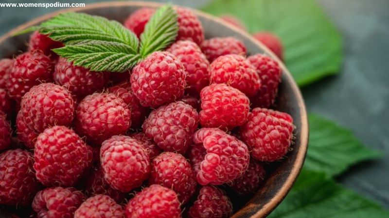 Raspberries low-caloric fruit