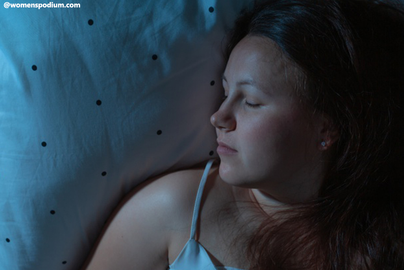 Tips to Ensure Deep Sleep - Ditch the Blue Light