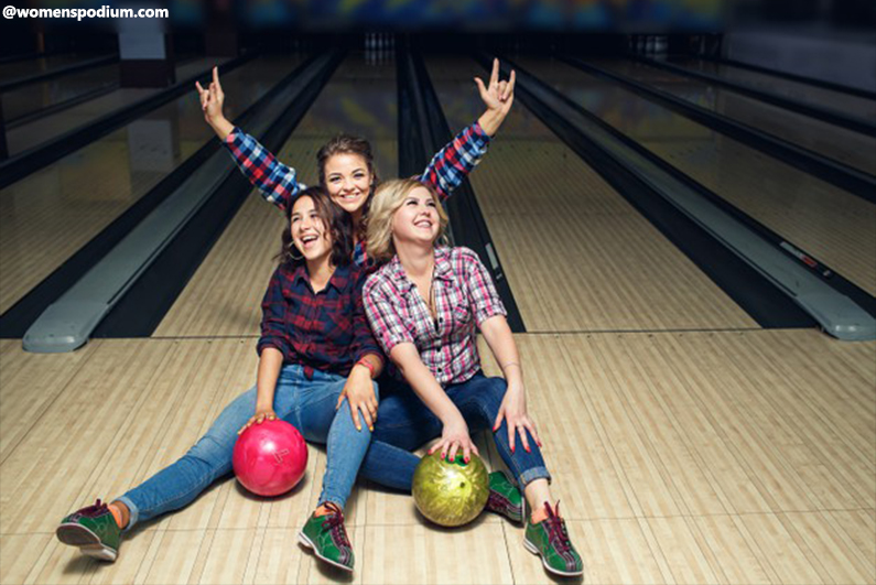 Girls Night Out - Go, Bowling