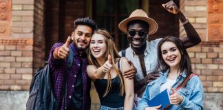 How To Maintain A Healthy Friendship || How To Stay Friends Despite Having Different Mindsets! Healthy Friendship