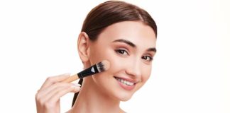 7 Long-Lasting Foundation Tips and Tricks for Makeup to Last All Day tips for long-lasting foundation