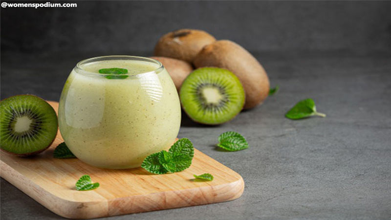 low calorie breakfast - Kiwi Flavored Yoghurt Smoothie