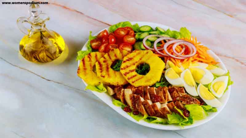 Grilled chicken with pineapple salad - healthy dinner ideas