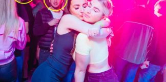 Clubbers Left in a Frenzy After the Picture Incident at the Nightclub! Clubbers in a frenzy
