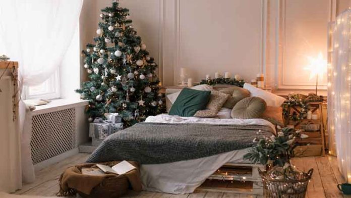 christmas-throw-pillows Christmas throw pillows