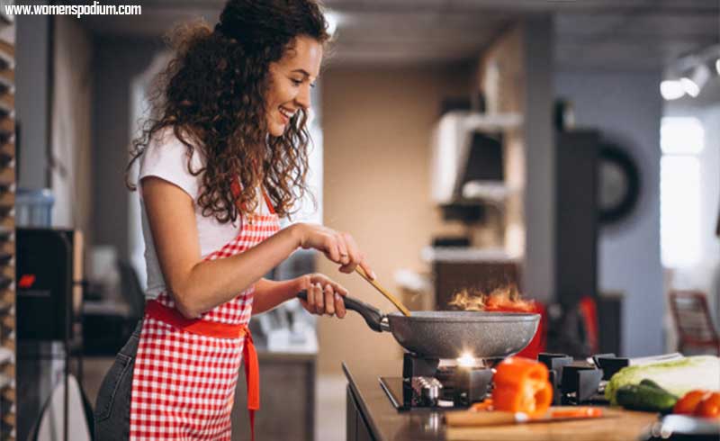 make dinner at home - Celebrate Valentine's Day