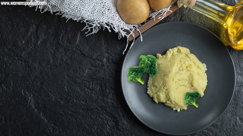 Mashed Potatoes With Broccoli - Broccoli VS Steak Protein