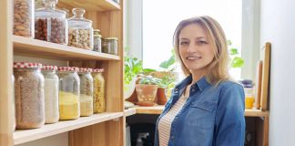 Yummy, Tasty and Still Fit? 10 Healthy Pantry Snacks to Stock in your Pantry! Healthy Pantry Snacks