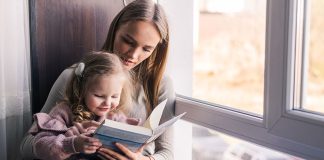 Nanny vs Babysitter Which One is the Best for your Child nanny vs babysitter