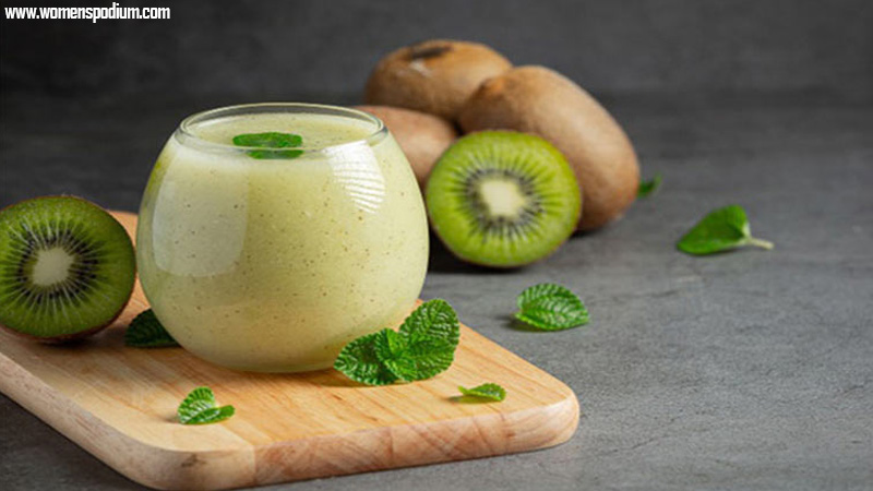 Kiwi Flavored Yoghurt Smoothie - low calorie breakfast