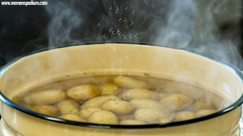 boiling potato