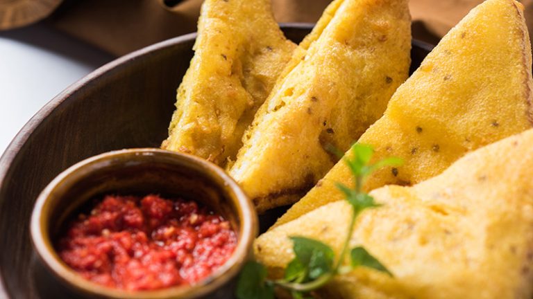 Potato Cheese Bread Pakoras