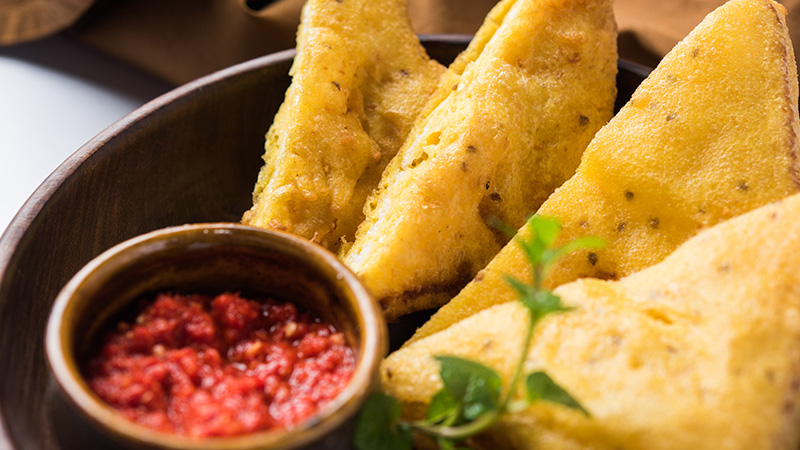 Potato Cheese Bread Pakoras