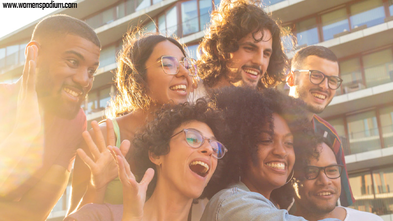 when and how to smile - How To Pretend To Be Happy