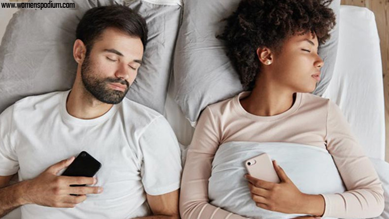 Irregular Sleep Patterns - Screen time