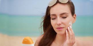 10 Best Travel Size Sunscreen 2022 And Their Benefits travel size sunscreen