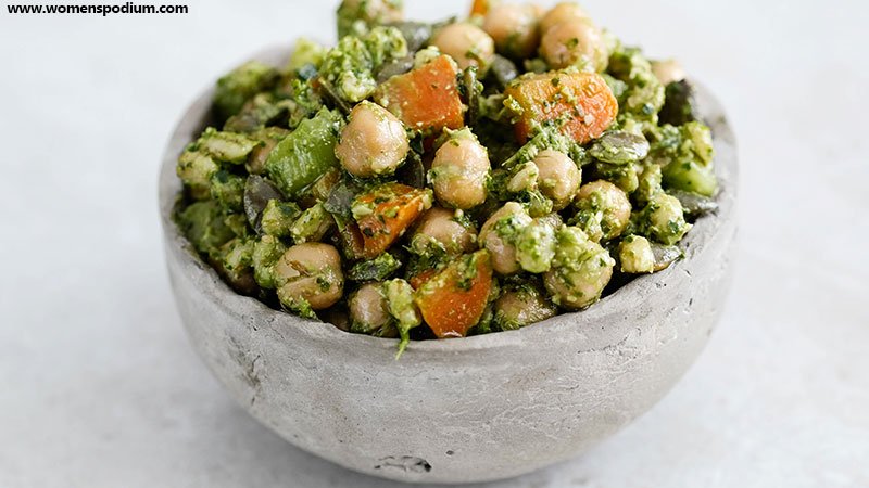 Turmeric Chickpea And Kale Bowl