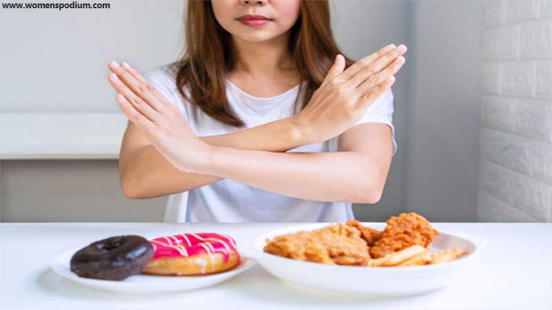 cannot eat sweets - Myths about Diabetes