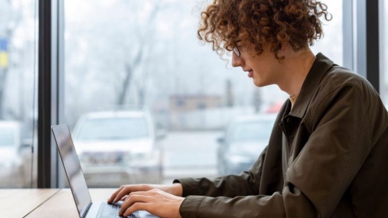 Where Do I Get The Best Student Laptops Under $400? Shop for the 3 Best Laptops Under 400! Where Do I Get The Best Student Laptops Under $400? Shop for the 3 Best Laptops Under 400!