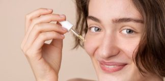 What is Retinol Oil? What Does Retinol Oil Do? Which is the Best Retinol Oil? Retinol image