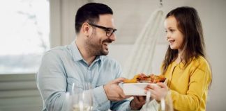 6 Delicious And Easy Father’s Day Food Ideas Your Dad Would Love! fathers day food ideas