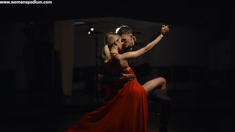 salsa latin dance