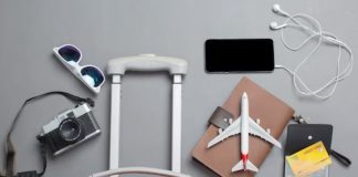 Jetsetter’s Essential: The 10 Best Travel Gadgets For Long Flights! best travel gadgets for long flights