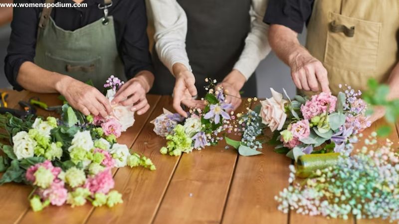 Simplify-Your-Arrangements-save-money-on-wedding-flowers