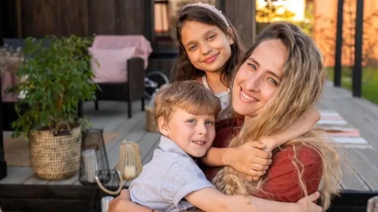 strong-mom-and-strong-kids