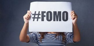 How FOMO Impacts Teenagers? Tips to Help Teens to Overcome FOMO? FOMO-in-teenagers