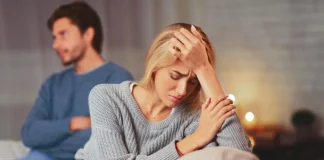 Are You Living in an Unhappy Marriage? Signs of an Unhappy Marriage and Ways to Resolve Them! Living-in-an-unhappy-marriage